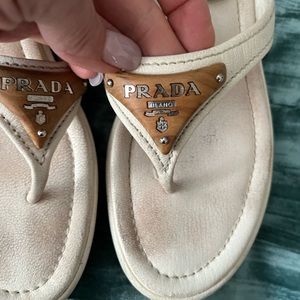 PRADA 39, 8.5 white platform slides, in good condition PRADA SLIDES thongs